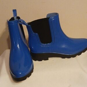 SEVEN7  Glossy Chelsea Rain Boots